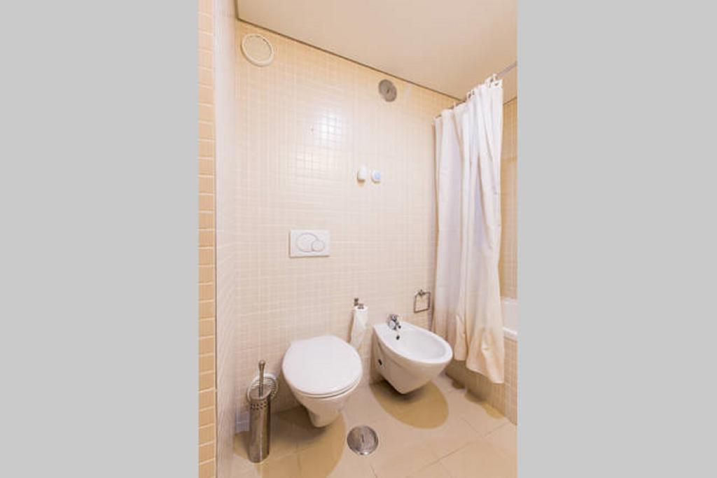 World In Lisbon - B. Prata Apartment Room photo